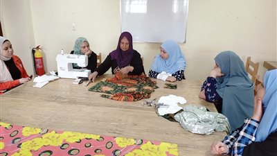 قصر ثقافة جمال عبدالناصر ببني مر يستمر في ورش التفصيل والخياطة بأسيوط