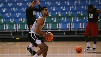 الأهلي يختتم تدريباته استعدادًا لمواجهة إجنايت بكأس العالم لأندية السلة