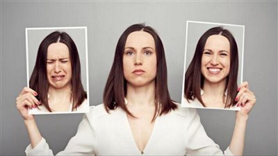  مشاكل المزاج لدى النساء علامة على نقص فيتامين B6