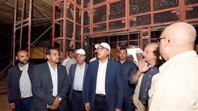  رئيس الوزراء يتفقد مشروع إنشاء ساحة ومبنى السلام بسانت كاترين