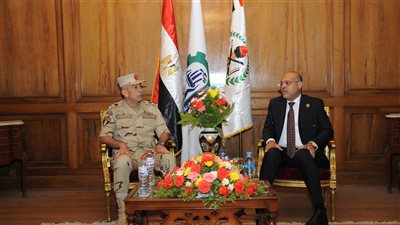 قيادة قوات الدفاع الشعبى والعسكرى تنظم ندوتين تثقيفيتين بالتعاون مع وزارة الشباب والرياضة