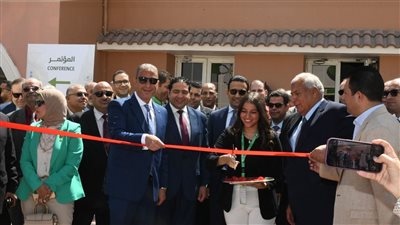 انطلاق فعاليات المهرجان الثاني للنباتات الطبية والعطرية بالفيوم