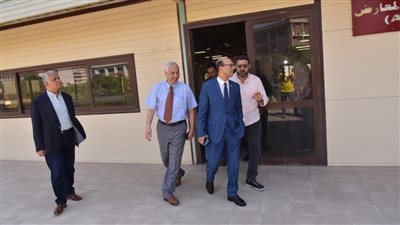 رئيس جامعة أسيوط يخصص قاعة المعارض لطلاب كلية الفنون الجميلة