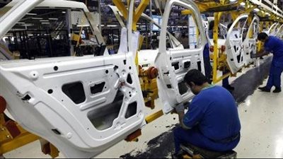 أزمة صناعة السيارات ما بين زيادة المعروض وتراجع بالمبيعات