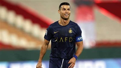 رونالدو يقتحم عالم المصارعة