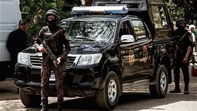 كشف ملابسات واقعة احتجاز عامل  ونجله لخلافات مالية