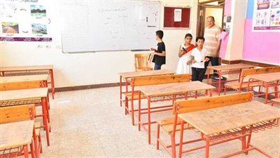 محافظ أسيوط يشرف على تجهيز المدارس للعام الدراسي الجديد