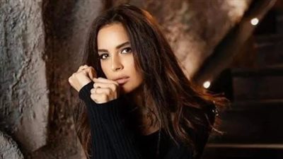 آمال ماهر تعود للغناء بـ 