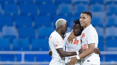الفيحاء يهزم الرياض بثلاثية في الدوري السعودي 