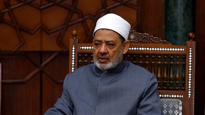 الإمام الأكبر يوجه برعاية الطالب الغيني مامادو باري