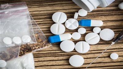 المؤبد غيابيا للمتهم بالإتجار في المواد المخدرة