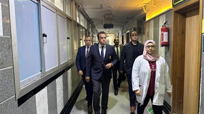 وزير الصحة يوجه قطاع الرقابة بكتابة تقرير عن الفرق في الرعاية الأساسية