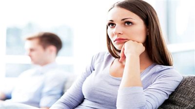 استشارية نفسية: الغيرة ليست دافعاً مباشراً للجرائم بين النساء