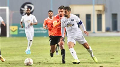 بيراميدز والبنك الأهلي في صدام شرس الليلة.. الموعد والقناة الناقلة