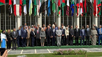 تحت شعار التحديات الراهنة في الإطار العربي الجامعة العربية تتبني خطة للنهوض بالمرأة العربية