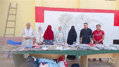 تجميع الملابس ضمن مبادرة 