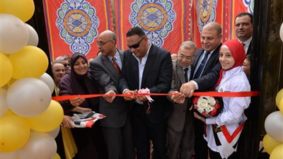 محافظ الدقهلية يفتتح عددًا من المدارس بالمنصورة ونبروه 