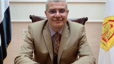 رئيس جامعة الزقازيق يهنئ السيسي والشعب المصري بالمولد النبوي الشريف