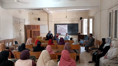 المخاطر الصحية للزواج والإنجاب المبكر.. ندوة توعوية بأسيوط