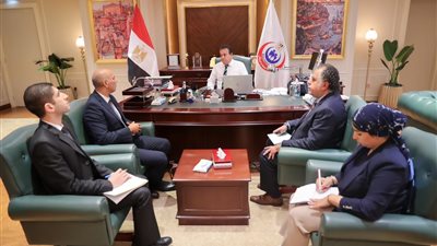 وزير الصحة يستقبل سفير مصر لدى جيبوتي