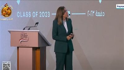 وزيرة الثقافة: 