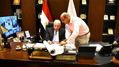 محافظ جنوب سيناء يعتمد المخطط الاستراتيجي العام لشرم الشيخ