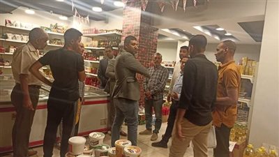 محلى قنا يحرر 11 مخالفة تموينية متنوعة بشوارع المدينة 