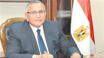 عبدالسند يمامة يبدأ إجراءات الترشح فى السباق الرئاسى