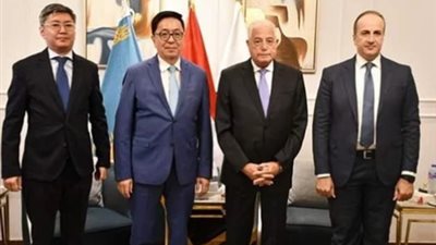  محافظ جنوب سيناء يلتقي سفير كازاخستان لتعزيز سبل التعاون