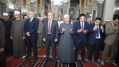 محافظ سوهاج يشهد احتفال الأوقاف بذكرى المولد النبوي الشريف .. صور