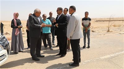 محافظ الوادي الجديد يتابع أعمال إنشاء المدينة الرياضية بالعاصمة الإدارية للمحافظة