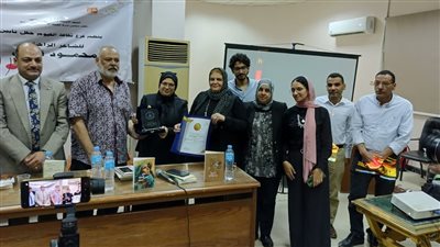 قصور الثقافة تحتفي بسيرة ومسيرة الشاعر الكبير محمود قرني