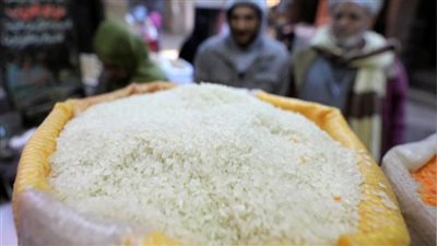 أسعار الأرز الأبيض والشعير اليوم الخميس لدى تجار الجملة