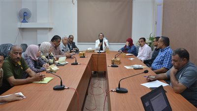 نائب محافظ الوادي الجديد تعقد اجتماع لجنة الاستراتيجية الوطنية لمكافحة الفساد 