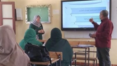 تعليم الوادي الجديد تنفذ ورشة عمل لمنهج التربية الوطنية بالمرحلة الثانوية