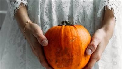 أبرزها الوقاية من العيوب الخلقية للحوامل أبرزها.. فوائد مهمة للقرع