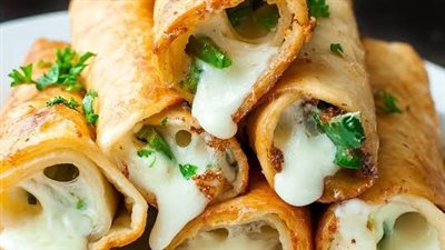 طريقة تحضير سبرينج رول محشية بالجبنة البيضاء| سناك سريع