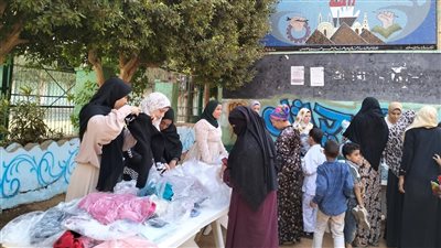 «يوم الخير».. مبادرة شباب ورياضة أسيوط لتوزيع الزى والأدوات المدرسية