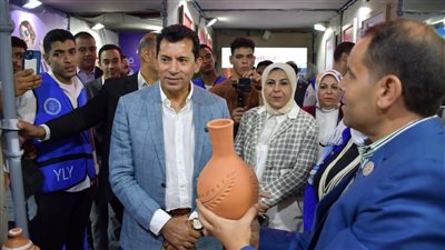 صبحي: نعمل على فتح فرص عمل ومجالات جديدة  للشباب واحياء الحرف التراثية