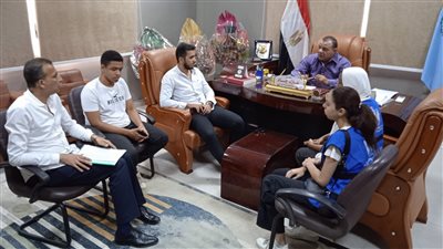 وكيل رياضة أسيوط يلتقي بفريق 
