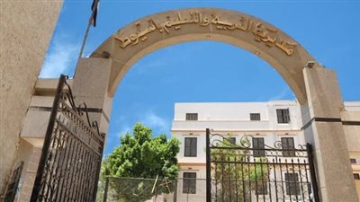 تخصيص وقت خلال اليوم الدراسي لشرح إنجازات “حياة كريمة” للطلاب بأسيوط