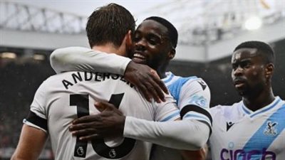 كريستال بالاس يُلحِق الهزيمة الرابعة بـ مانشستر يونايتد في الدوري الإنجليزي