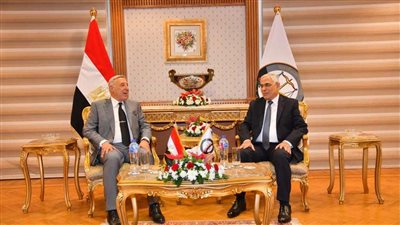 النائب العام يستقبل رئيس المحكمة الدستورية العُليا