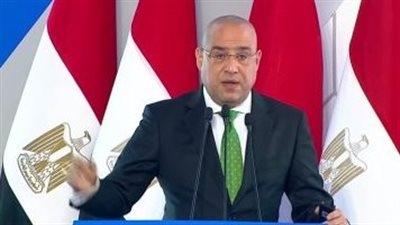 وزير الإسكان يستعرض موقف المشروعات المختلفة بمدينة العلمين الجديدة