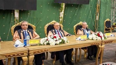 رئيس جامعة طنطا بشهد حفل تخريج الدفعة الـ28 بكلية الهندسة 