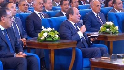 السيسي: الفلوس اللي في صندوق تحيا مصر تحت إشرافي (فيديو)