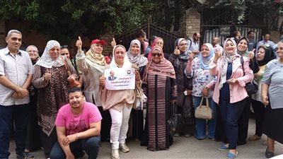 الانتخابات الرئاسية.. استمرار توافد المواطنين بكثافة على مكاتب الشهر العقاري لإجراء التوكيلات