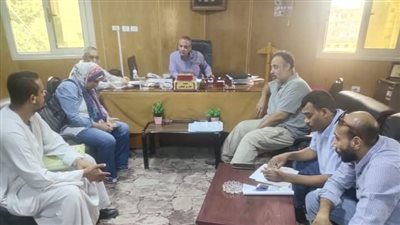 محلى قنا يعقد اجتماعاً لمناقشة مشروعات الخطة الاستثمارية