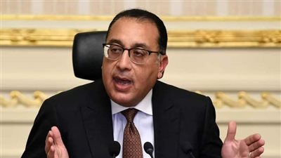 رئيس الوزراء يهنئ وزير الدفاع بالذكرى الخمسين لنصر أكتوبر المجيد