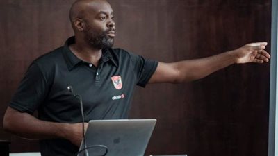 يد الأهلي راحة سلبية من التدريبات بالكونغو